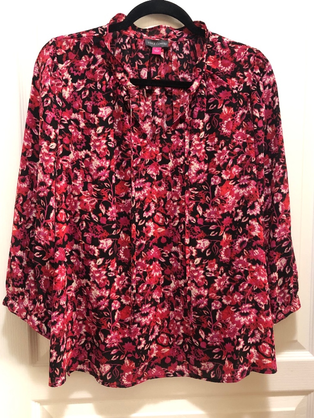 Vince Camuto L women’s floral blouse long sleeve tie neck